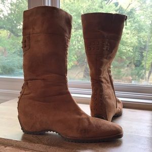 Bumper Suede boots
